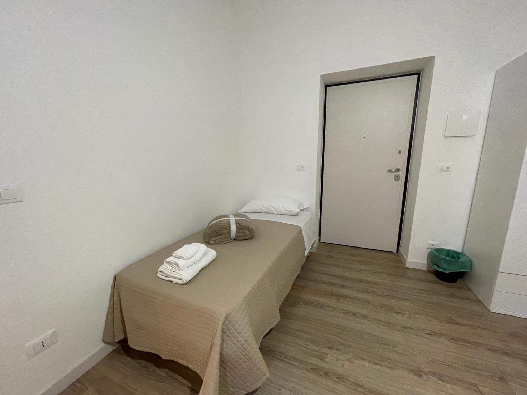 Le Stanze Di Max Bed & Breakfast Termoli Ngoại thất bức ảnh
