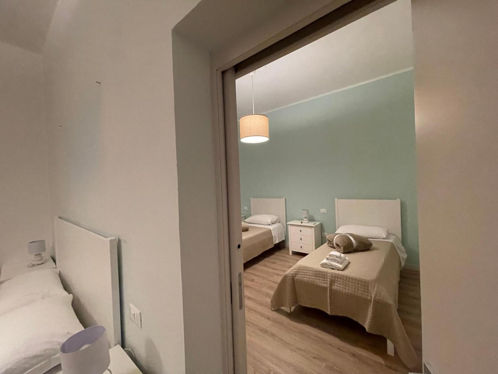 Le Stanze Di Max Bed & Breakfast Termoli Ngoại thất bức ảnh
